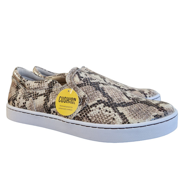 Clarks womens Pawley Bliss Sneaker, Taupe Snake Synthetic, 9.5 US - Picture 1 of 7